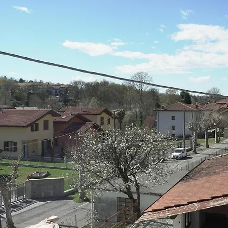 Cascina Riva 招待所 Leggiuno